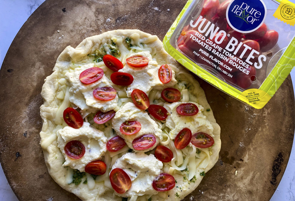 Roasted tomato pizza with juno bites pack