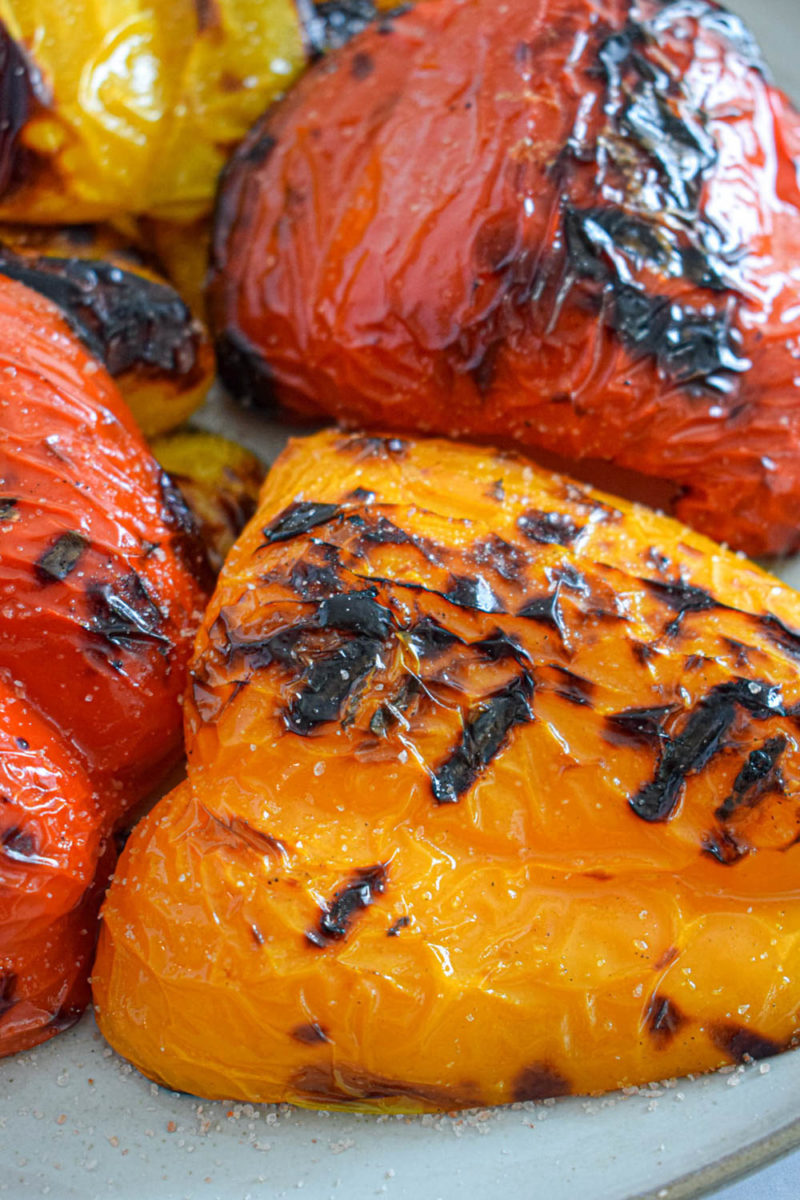 Grilled peppers close up