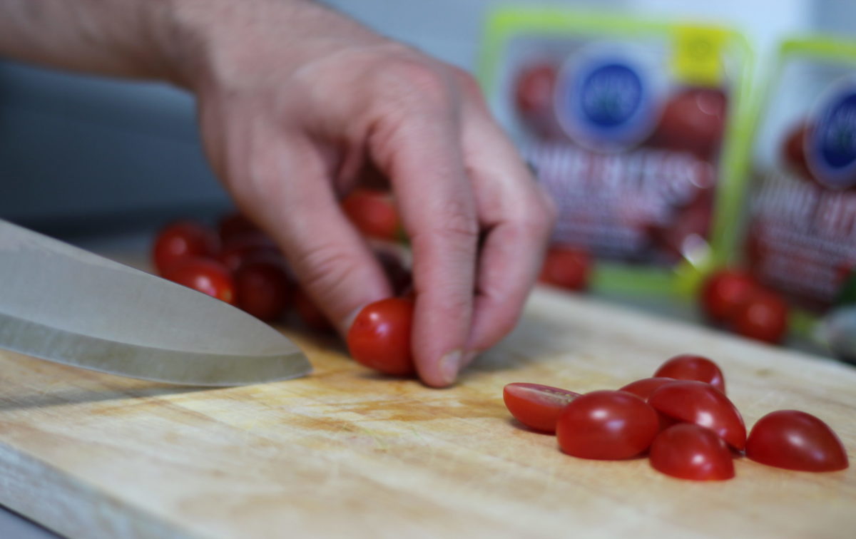 Chopping tomatoes