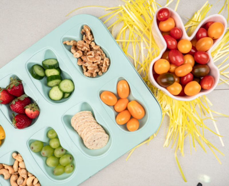 Kids Easter Snacking Tray